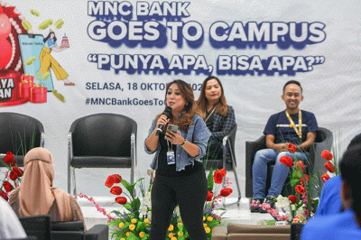Head of Marketing Communication PT MNC Life Assurance Septika Helena saat membuka acara gebyar BIK 2022 di Universitas BSI Jakarta, Selasa (18/10/2022).