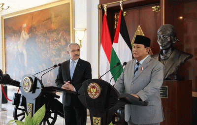 Menteri Pertahanan Prabowo Subianto menerima kunjungan resmi Perdana Menteri Palestina Mohammed Ibrahim Shtayyeh di Kementerian Pertahanan.