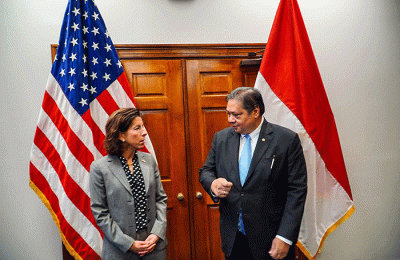 Pertemuan tatap muka antara Menteri Koordinator Bidang Perekonomian Airlangga Hartarto dengan Gina Raimondo, US Secretary of Commerce pada Selasa (25/10/2022).