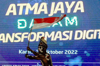 Peluncuran website Unika Atma Jaya sebagai platform digital pendukung kegiatan pembelajaran di Kampus Unika Atma Jaya, Jakarta, Kamis (27/10/2022).