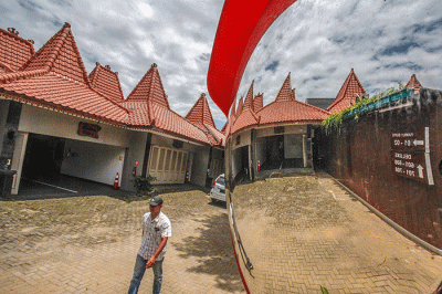 Direktur Utama PT Puri Sentul Permai Tbk. Xaverius Nursalim mengatakan Perseroan telah memiliki pengalaman dalam pengembangan jasa akomodasi perhotelan.