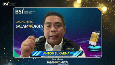 Direktur Retail Banking BSI Ngatari (kiri) dan Direktur Sales & Distribution BSI Anton Sukarna (kanan) saat meresmikan Portal Salam Digital BSI.