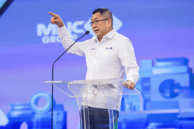 Executive Chairman MNC Group Hary Tanoesoedibjo memberikan sambutan saat menghadiri acara MNC Group Anniversary Celebration 33 di Studio RCTI+.