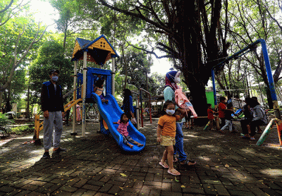 Berwisata selalu menjadi hal yang menyenangkan bagi setiap orang yang tengah menikmati hari libur bersama keluarga ataupun kerabat.