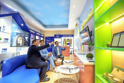 Peresmian Dulux Experience Store terbaru yang bertujuan untuk lebih memfasilitasi pelanggan dalam menemukan warna cat sesuai dengan kebutuhan.