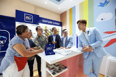 Peresmian Dulux Experience Store terbaru yang bertujuan untuk lebih memfasilitasi pelanggan dalam menemukan warna cat sesuai dengan kebutuhan.