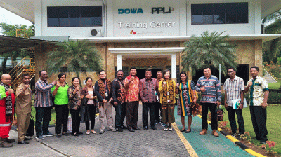 Rombongan Anggota DPRD Kabupaten Sikka Nusa Tenggara Timur (NTT) sambangi perusahaan pengolahan limbah bahan berbahaya dan beracun (B3).