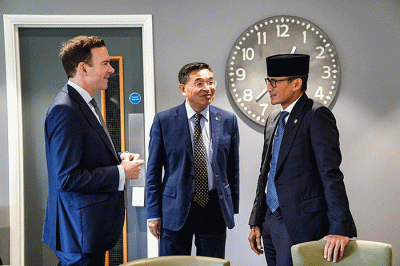 Menparekraf Sandiaga Salahuddin Uno menjadi pembicara dalam forum Kuliah Eksklusif di University of Surrey, London, Inggris, Selasa (8/11/2022).