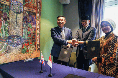 Menparekraf Sandiaga Salahuddin Uno menjadi pembicara dalam forum Kuliah Eksklusif di University of Surrey, London, Inggris, Selasa (8/11/2022).