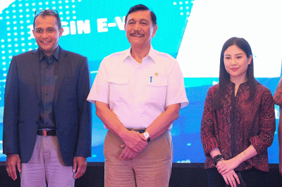 Peluncuran aplikasi electronic Visa on Arrival (e-VoA) yang diluncurkan oleh Kementerian Hukum dan Hak Asasi Manusia (Kemenkumham) di Bali.