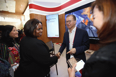Sinar Mas melalui PT Smartfren Telecom, Tbk. (Smartfren) mendukung penuh dalam menyukseskan pelaksanaan konferensi tingkat tinggi (KTT) G20.