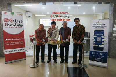 Peresmian Galeri Investasi BEI Fakultas Ekonomi dan Bisnis Universitas Nasional (FEB UNAS), Jakarta, Selasa (15/11/2022).
