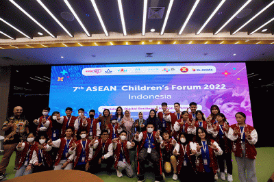 Kunjungan delegasi 7th ASEAN Children Forum (ACF) 2022 ke kantor pusat XL Axiata di Jakarta, Kamis (17/11/2022).