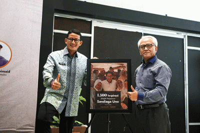 Peluncuran buku berjudul 1.500 Inspirasi: Jelajah Perjalanan Sandiaga Uno di Gramedia Matraman, Jakarta, Senin (21/11/2022).
