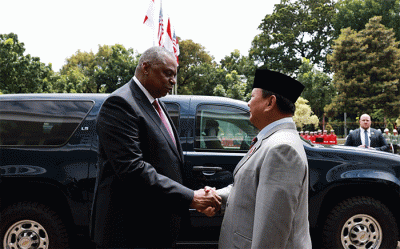 Menteri Pertahanan Prabowo Subianto menerima kunjungan Menteri Pertahanan AS atau Secretary Of Defense Lloyd J Austin III di Kemhan, Jakarta.