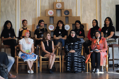 Dalam kegiatan Thailand Fashion Week SPRING-SUMMER'23 ini ISWI Fashion Academy berpartisipasi dalam 2 slot.