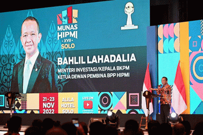 Presiden Joko Widodo menyampaikan paparannya saat Musyawarah Nasional Himpunan Pengusaha Muda Indonesia (Munas HIPMI) XVII.