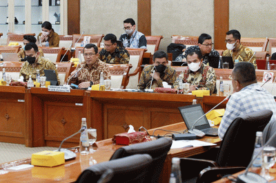 Bank BTN saat Rapat Dengar Pendapat (RDP) dengan Komisi VI DPR membahas pendalaman Rights Issue Bank BTN, di Gedung Nusantara I.