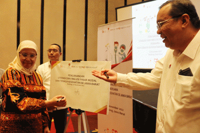Pencanangan Literasi dan Inklusi Pasar Modal kepada 5.000 Tenaga Kesehatan di Bandung, Jawa Barat, Jumat (25/11/2022).
