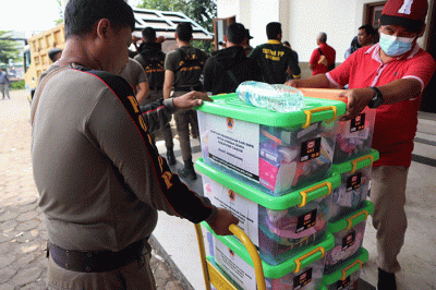 BNPB bersama Pemerintah Kabupaten Cianjur kembali mendistribusikan bantuan logistik untuk warga terdampak gempa bumi magnitudo M5,6.