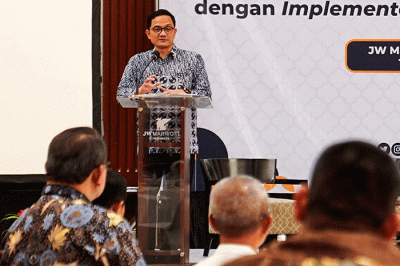 Kasatgas PPG Direktorat Gratifikasi dan Pelayanan Publik KPK Sugiarto saat memberikan sambutan pada diskusi sosialisasi anti korupsi.