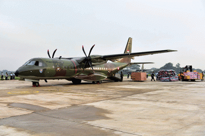 Respon TNI AU diwujudkan dengan pengiriman bantuan logistik kebutuhan sehari-hari yang diperlukan masyarakat terdampak erupsi Semeru.