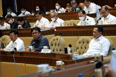 Kementan rapat kerja dengan Komisi IV DPR di Kompleks Parlemen Senayan, Jakarta, Rabu (7/12/2022).