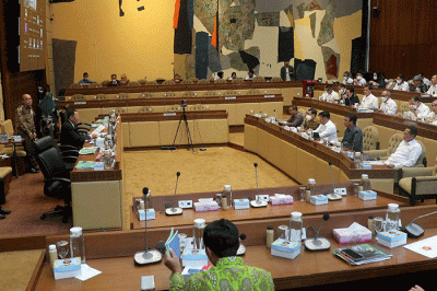 Kementan rapat kerja dengan Komisi IV DPR di Kompleks Parlemen Senayan, Jakarta, Rabu (7/12/2022).