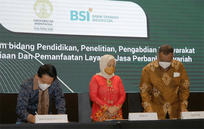 Penandatanganan nota kesepahaman antara BSI dengan Universitas Indonesia di Auditorium Makara UI, Depok, Kamis (8/12/2022).