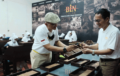 Kabupaten Jember terus bersolek untuk mengejar target menjadi destinasi wisata unggulan di Indonesia.