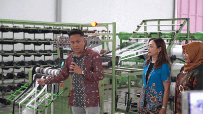 Peresmian pabrik Klinko di Gresik, Jawa Timur, Kamis (15/12/2022).