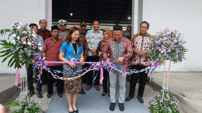 Peresmian pabrik Klinko di Gresik, Jawa Timur, Kamis (15/12/2022).