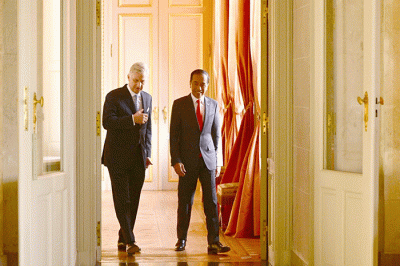 Presiden Joko Widodo melakukan pertemuan dengan Raja Belgia Philippe Leopold Louis Marie di Istana Laeken, Brussels, Rabu (14/12/2022).