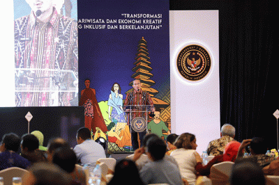 Menteri Pariwisata dan Ekonomi Kreatif (Menparekraf) Sandiaga Uno saat memberikan sambutan pada Rakornas pariwisata dan ekonomi kreatif (Parekraf) 2022.