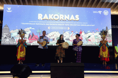 Menteri Pariwisata dan Ekonomi Kreatif (Menparekraf) Sandiaga Uno saat memberikan sambutan pada Rakornas pariwisata dan ekonomi kreatif (Parekraf) 2022.