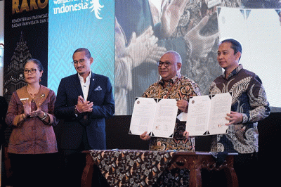 Menteri Pariwisata dan Ekonomi Kreatif (Menparekraf) Sandiaga Salahuddin Uno dan jajarannya menandatangani sejumlah nota kesepahaman bersama.