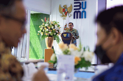 Penandatanganan Akta Inbreng dalam rangka program integrasi BUMN Sub Klaster Semen, di Kantor Kementerian BUMN, Jakarta, Senin (19/12/2022).