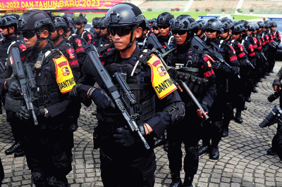 Apel Gelar Pasukan Operasi Lilin 2022 di Kawasan Monas, Jakarta, Kamis (22/12/2022).