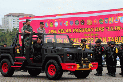 Apel Gelar Pasukan Operasi Lilin 2022 di Kawasan Monas, Jakarta, Kamis (22/12/2022).