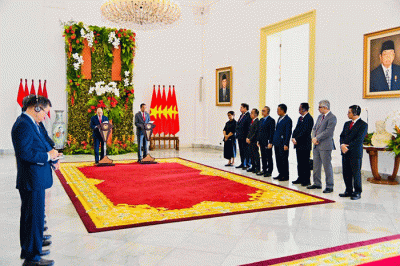 Presiden Joko Widodo menyambut kunjungan kenegaraan Presiden Republik Sosialis Vietnam Nguyễn Xuân Phúc, di Istana Kepresidenan Bogor, Jawa Barat.