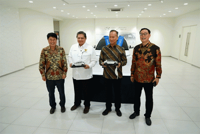 Menteri Koordinator Bidang Perekonomian Airlangga Hartarto saat menyampaikan sambutan dalam kunjungan kerja ke PT Hyundai Motor Manufacturing Indonesia.