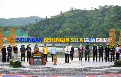Presiden Joko Widodo meresmikan Bendungan Beringin Sila yang terletak di Kabupaten Sumbawa, Provinsi Nusa Tenggara Barat (NTB), Kamis (29/12/2022).