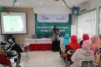 PT Pertamina Training and Consulting berkolaborasi bersama BenihBaik.com menggelar pelatihan dan pendampingan (coaching) mengenai pengenalan literasi keuangan.