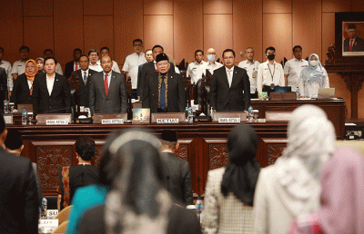 Sidang Paripurna DPD ke-7 masa sidang II Tahun Sidang 2022-2023 di Kompleks Parlemen, Senayan, Jakarta, Senin (9/1/2023).