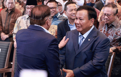 Menteri Pertahanan Prabowo Subianto mendampingi serangkaian kegiatan Perdana Menteri Malaysia Anwar Ibrahim, Senin (9/1/2023).
