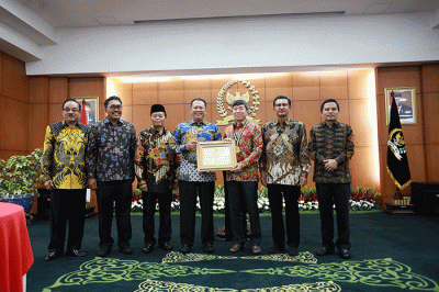 Ketua MPR Bambang Soesatyo Memberikan Kata Sambutan saat melakukan pertemuan dengan delegasi Korea - Indonesia (KORINDO).