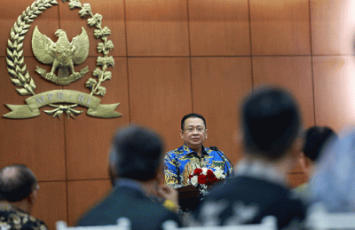 Ketua MPR Bambang Soesatyo Memberikan Kata Sambutan saat melakukan pertemuan dengan delegasi Korea - Indonesia (KORINDO).