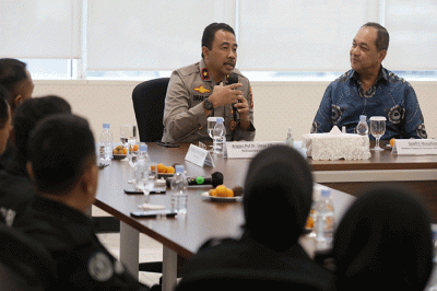 Direktur Corporate Secretary MNC Group Sjafril Nasution menerima kunjungan Wakapolda Lampung Brigjen Pol. Umar Effendi beserta jajaran.