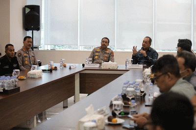 Direktur Corporate Secretary MNC Group Sjafril Nasution menerima kunjungan Wakapolda Lampung Brigjen Pol. Umar Effendi beserta jajaran.