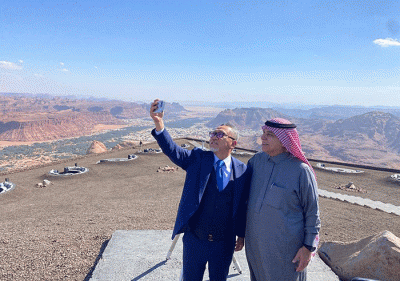 Menteri Perdagangan Arab Saudi menilai pertemuan bilateral Arab Saudi-Indonesia di Al Ula pada Minggu (22/1) sebagai pertemuan bersejarah.